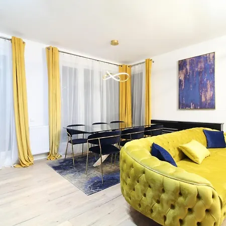 Apartment The Golden Paradise - Central Penthouse
