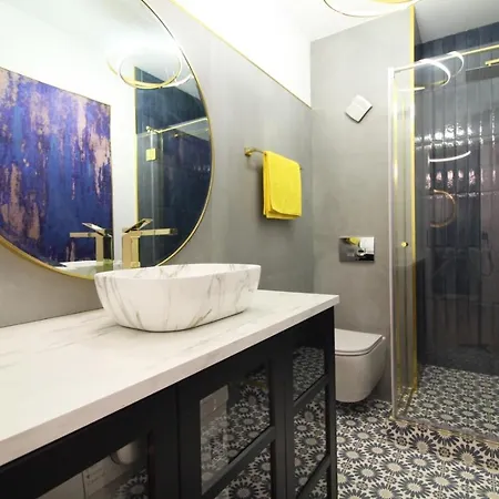 Apartment The Golden Paradise - Central Penthouse Cluj-Napoca